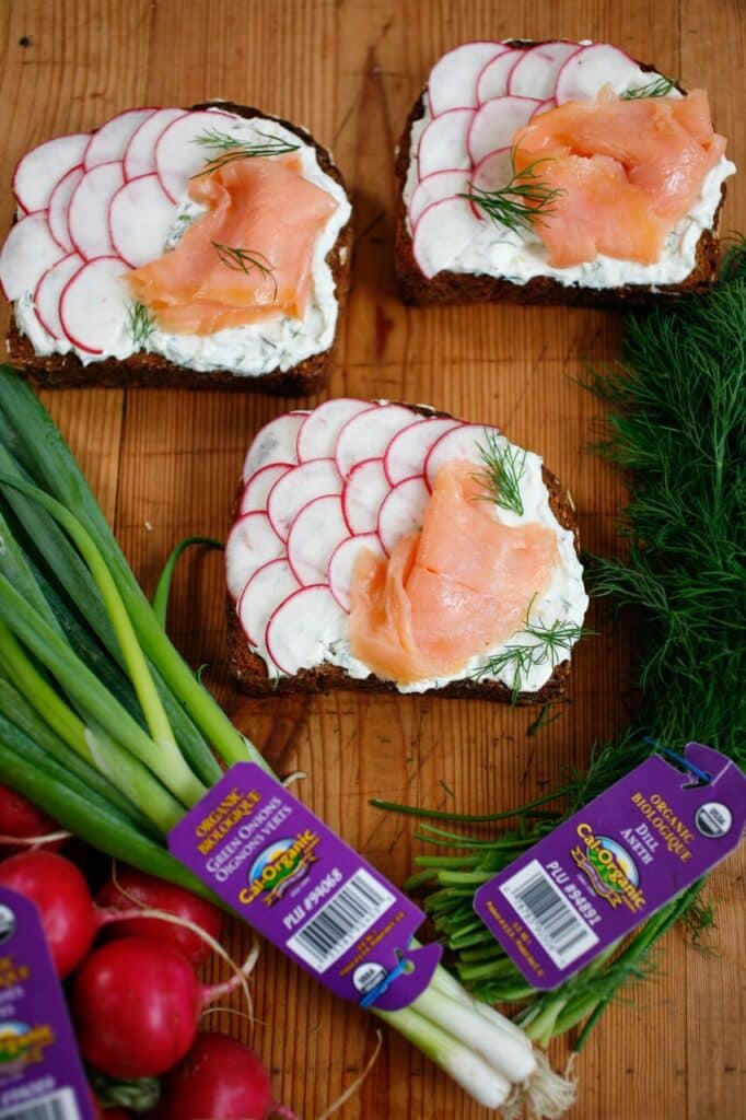 Nordic Breakfast Toasts