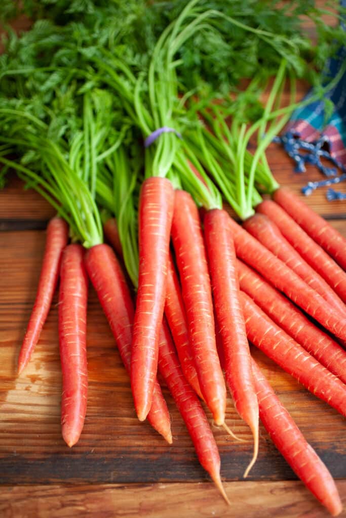 Red Bunch Carrots