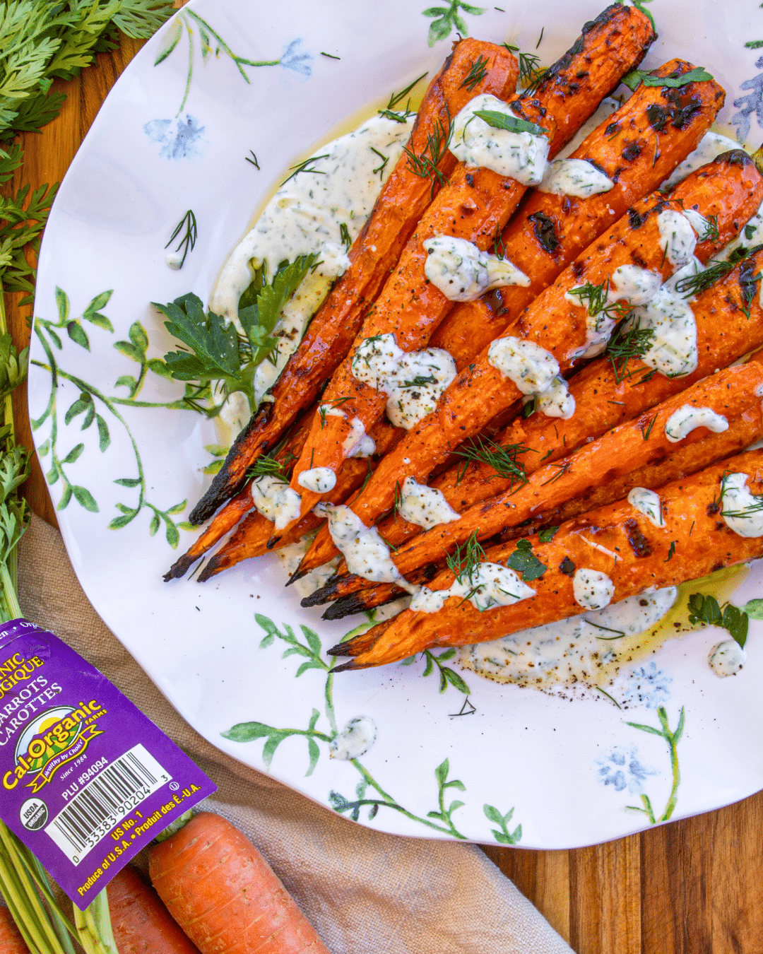 Grilled Carrots with Herby Yogurt Sauce